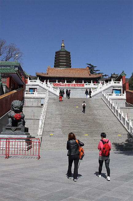 Пекин, Парк Бадачу, Храм Небесного Света, Пагода Зуба Будды (Beijing, Badachu Park, Temple of Divine Light, Buddha Tooth Relic Pagoda)