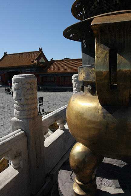 Пекин, Экскурсия по Запретному Городу, Бронзовая курительница (Beijing, Forbidden City, Incense burner)