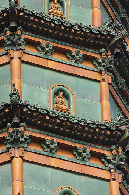 Пекин, Парк Ароматных Холмов, Пагода Долголетия (Beijing, Fragrant Hills Park, Liuli Wanshouta Pagoda)