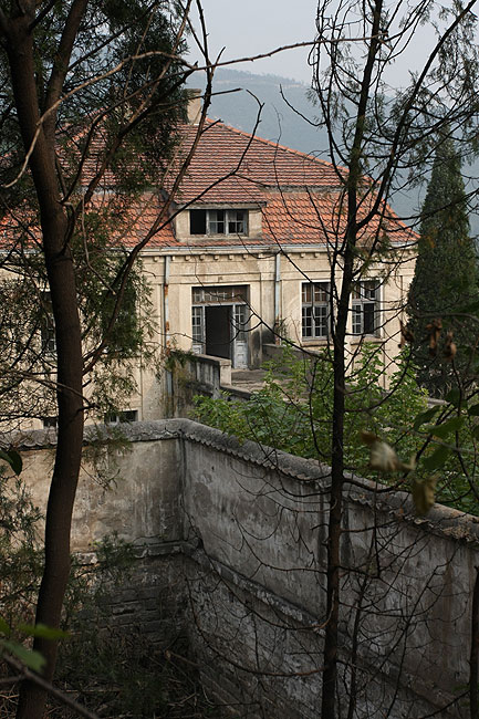 Пекин, Парк Ароматных Холмов, Храм Сияния (Beijing, Fragrant Hills Park, Brilliance Temple)