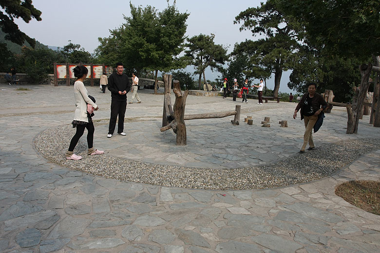 Пекин, Парк Ароматных Холмов, Платформа (Beijing, Fragrant Hills Park, Platform)
