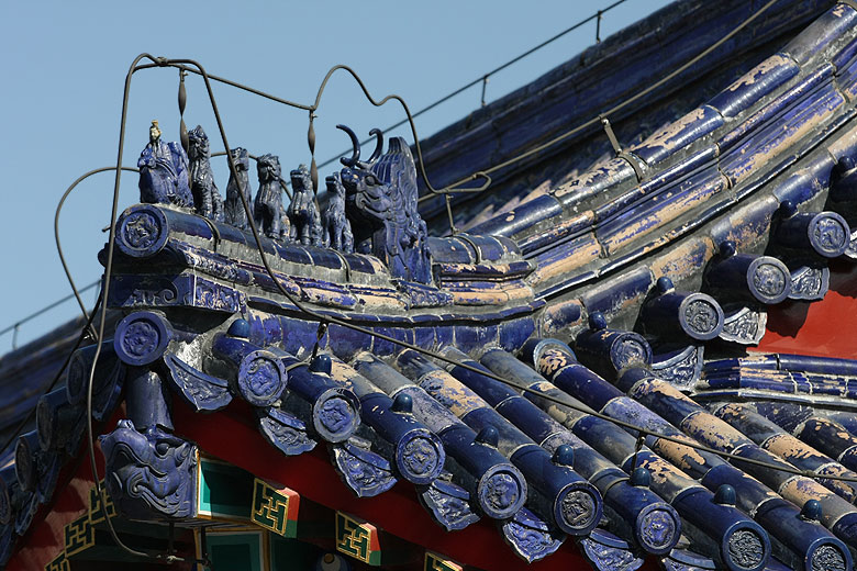 Пекин, Экскурсия по Храму Неба, Синяя черепица на крышах Храма Неба (Beijing, Temple of Heaven, Blue tiling of the Temple of Heaven)