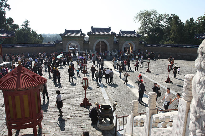 Пекин, Экскурсия по Храму Неба, Внутри Стены Эха (Beijing, Temple of Heaven, Echo Wall)
