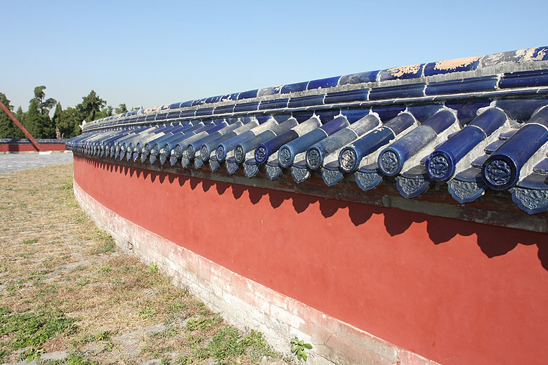 Пекин, Экскурсия по Храму Неба, Стена вокруг Круглого Алтаря (Beijing, Temple of Heaven, the wall around the Circular Mound Altar)