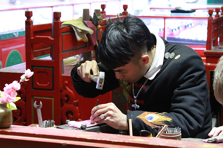 Пекин, Район Шичахай, Улица Наньлогу (Beijing, Shichahai, Nanluogu Xiang)