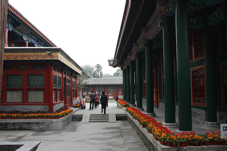 Пекин, Особняк Принца Гуна, Около Задней Башни (Beijing, Prince Gong's Mansion, Near the Rear Tower)