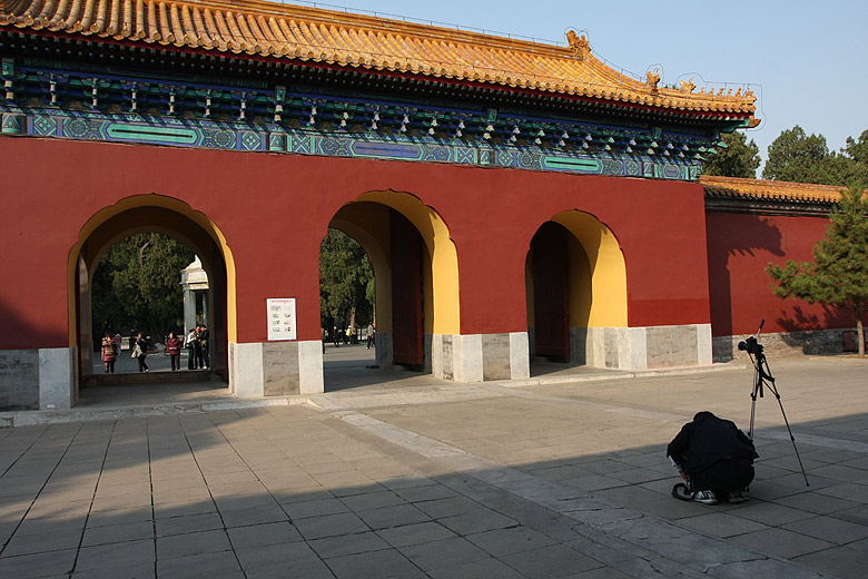 Пекин, Парк Чжуншань, Северные ворота Алтаря Земли и Хлеба (Beijing, Zhongshan Park, North Gate of the Altar of Land and Grain)